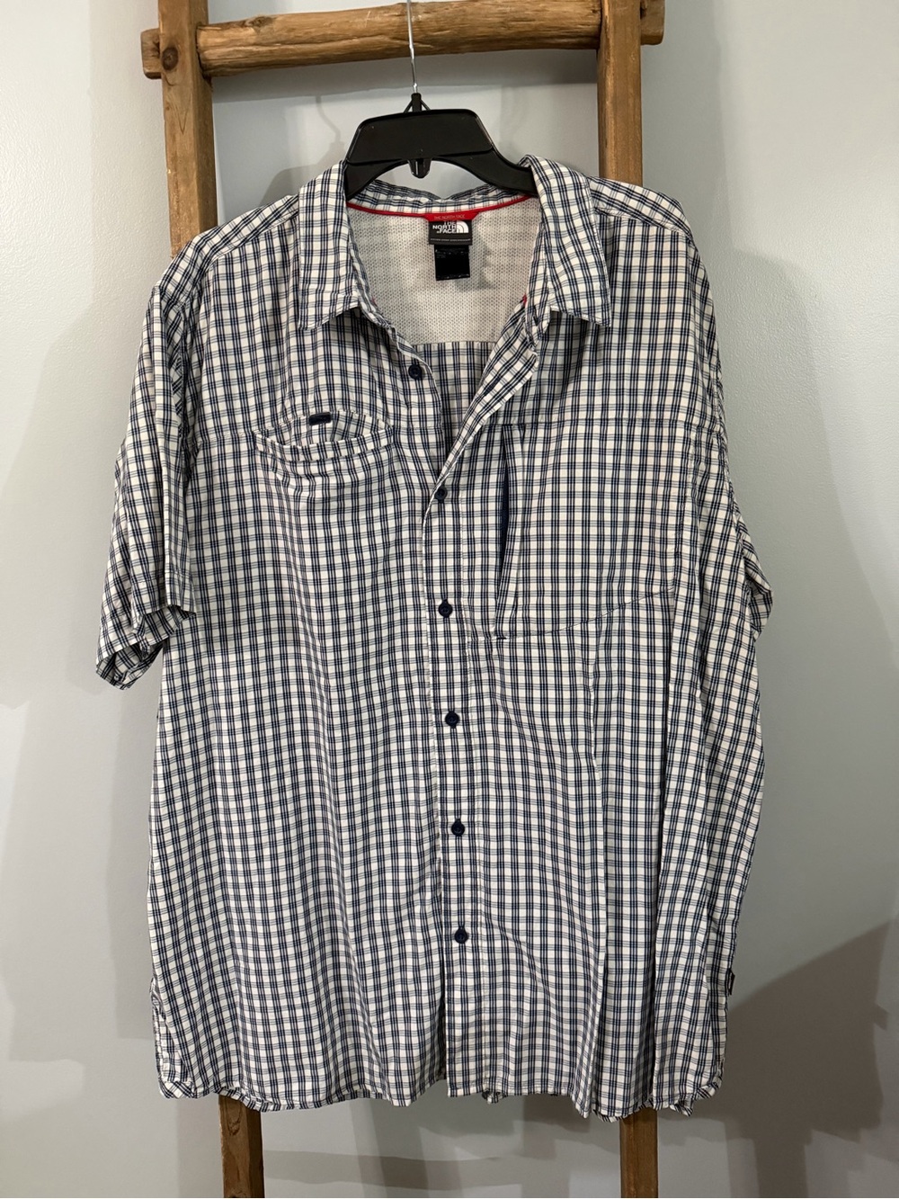 The North Face Men's Short-Sleeve Navy and White Check Button-Up Shirt
